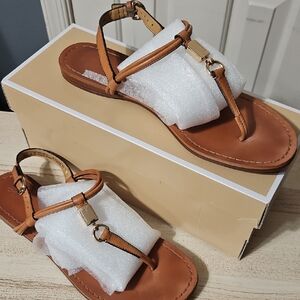 Coach EUC Ggold Tan Thong Leather Women's Sandals